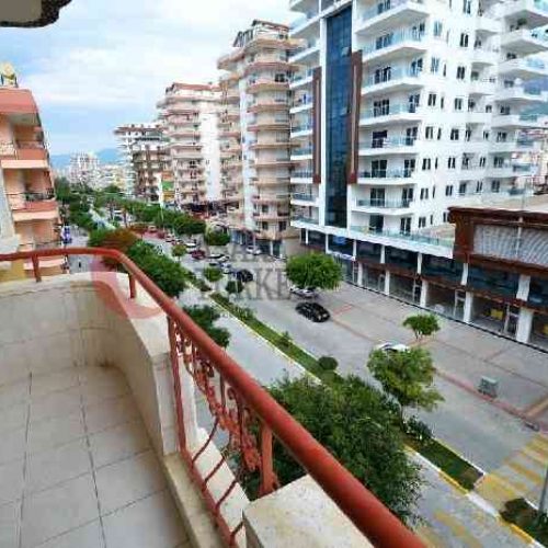آپارتمان مبلمان ساحلی درآلانیا, محمود لار, ترکیه