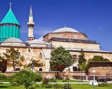 اقامت کوتاه مدت کشور ترکیه:۷ تپه، به مدریت میلاد نوبری
